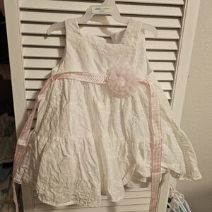 Marmeletta White Sleeveless Dress